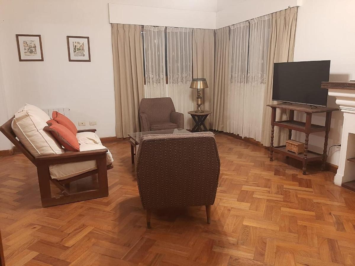 Вілла Casa Frente Al Parque San Martin Zona Residencial Мендоса Екстер'єр фото
